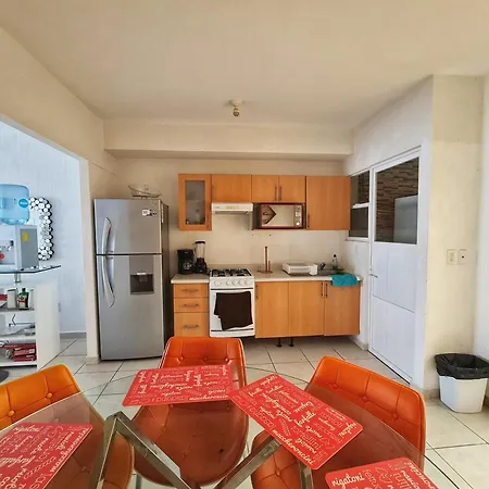 Diamond Home Casa Con Jacuzzi Para 6 Personas.